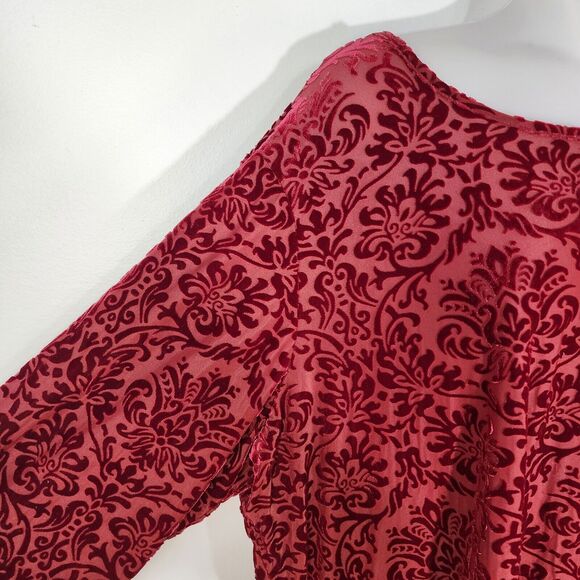 Cato Top Womens Velvet Burnout Size 3X Red Keyhole Neck 3/4 Sleeve Whimsigoth - Picture 7 of 11